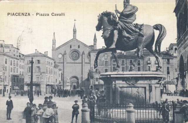 Cartolina *1 Piacenza Emilia Romagna Piazza Cavalli Storia Viaggiata 1918