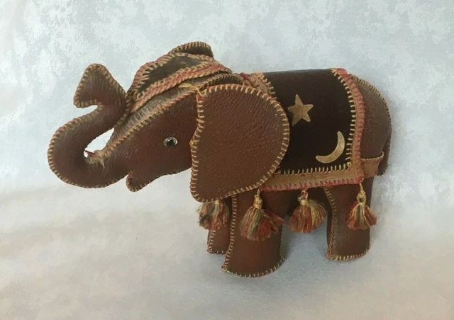 Ancien Jouet Lapin En Skaï Ou Cuir - Vintage