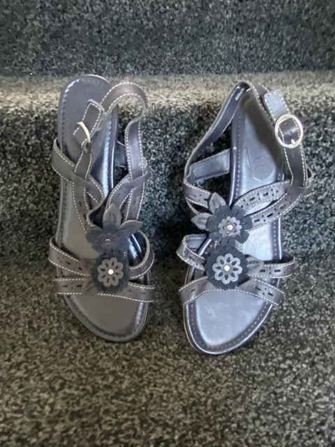 Footglove sandals size 5 cheap