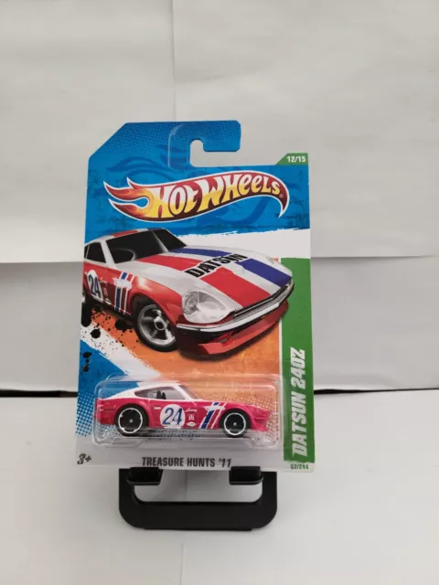 HOT WHEELS 2011 TREASURE HUNT - DATSUN 240Z [WHITE] VHTF NEAR MINT