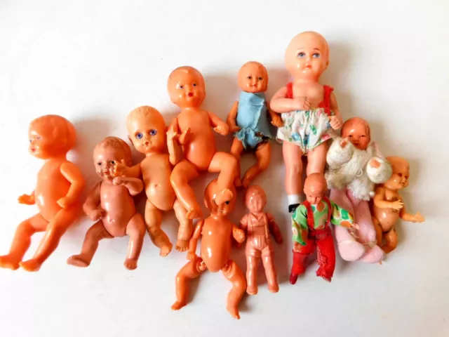 23) A small bundle of DOLLS from the 50s/70s for the DOLLHOUSE