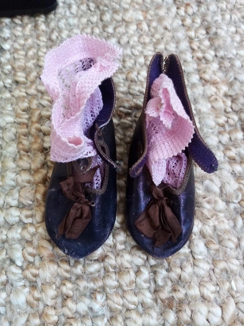 ancienne  chaussures de poupée avec chaussettes  Jumeau Steiner Bru taille 12