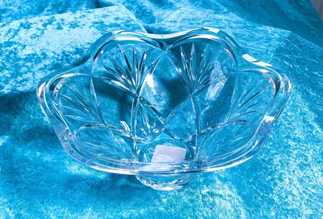 MARQUIS by Waterford "Crystalline" Centerpiece Honour Bowl 8 1/2" diam