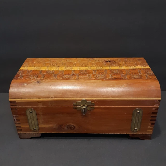 Vtg Hand Carved Wood Box Flowers Wooden Trinket Treasure Chest Etched Mirror