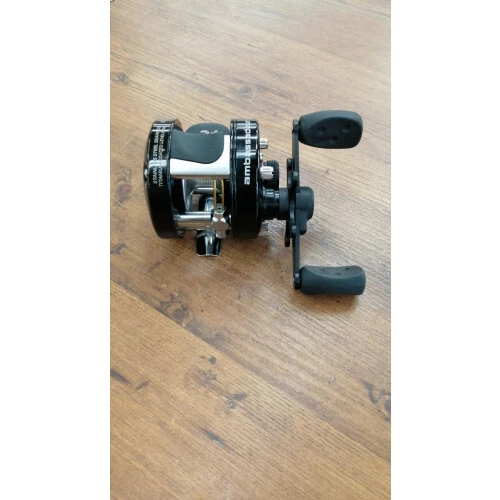 ABU GARCIA AMBASSADEUR UC 4601C Dual2 Deal 2 Black Left