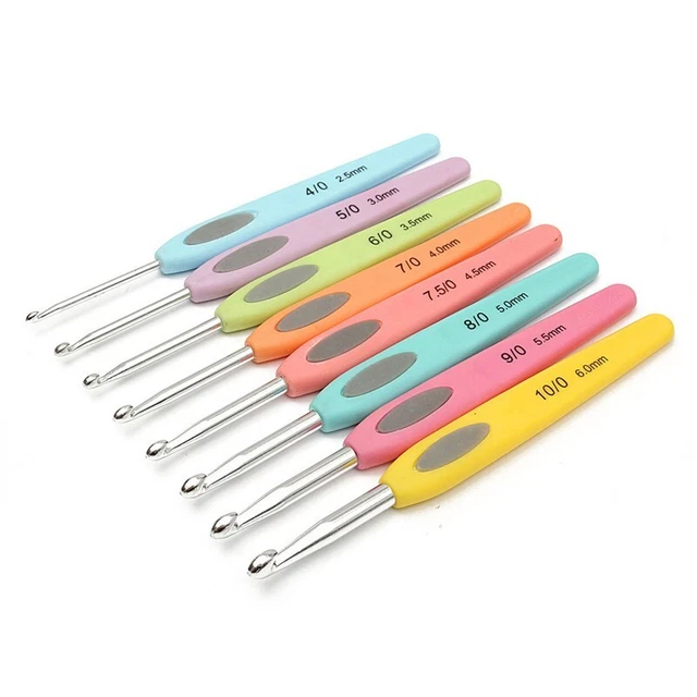 Cómodo juego de 8 ganchos de ganchillo de aluminio con asas de plástico ergonómicas