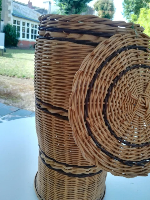 ANCIENNE BOITE À couture ou casier porte-bouteille Panier osier/rotin