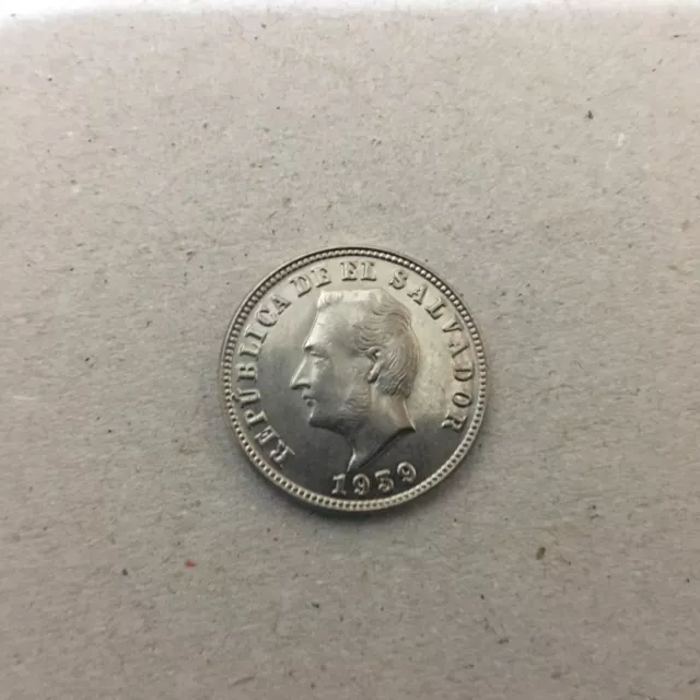 El Salvador  5 Centavos  1959  Km 134  Unc Less.