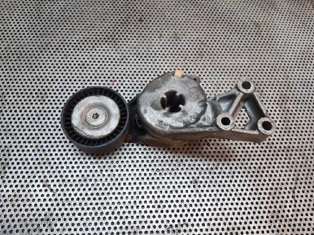 06A903315E galet tendeur pour AUDI TT ROADSTER 1.8 T 1999 1572095