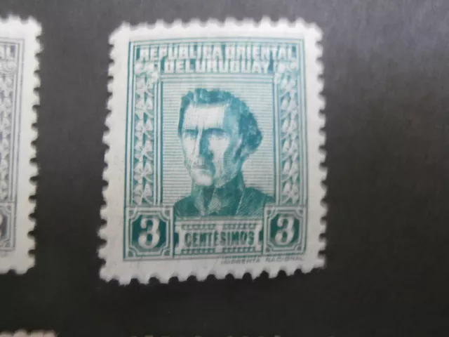 1940 - Uruguay- 6 mint   stamps - General Jose Artigas 3