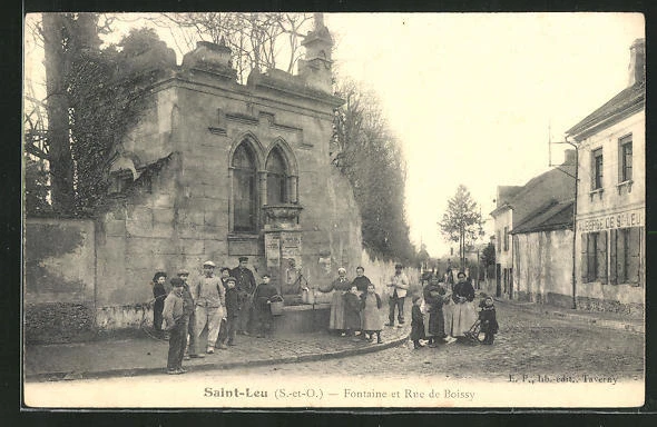 CPA Saint-Leu, Fontaine et Rue de Bissy 1907