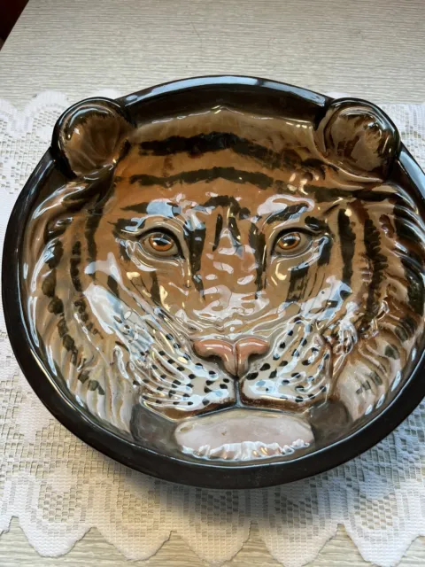 Hand painted Italian Pottery Tiger Bowl Majolica Black Made In Italy Big Cat 10"