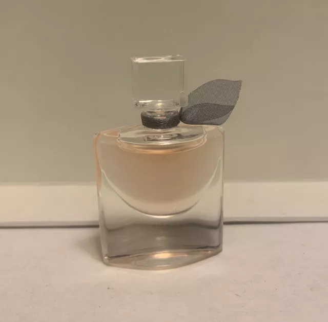 LANCOME LA VIE EST BELLE Eau De Parfum 0.13 oz./ 4 ml Splash MINI Travel Size 