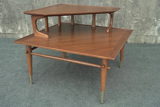 Mid Century Modern Lane Furniture Copenhagen Collection Corner Table - 32"