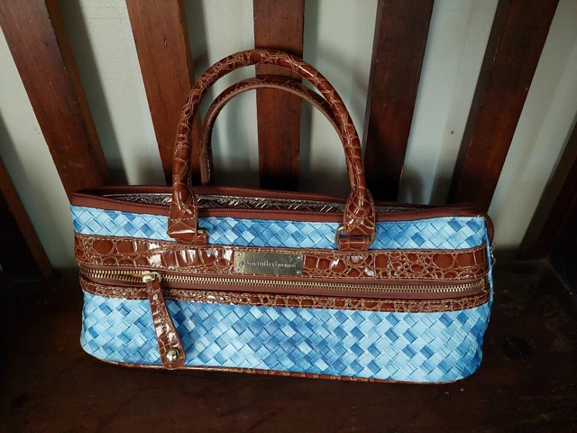 Samantha Brown Designer Purse Handbag Blue Woven Elongated Cute!!