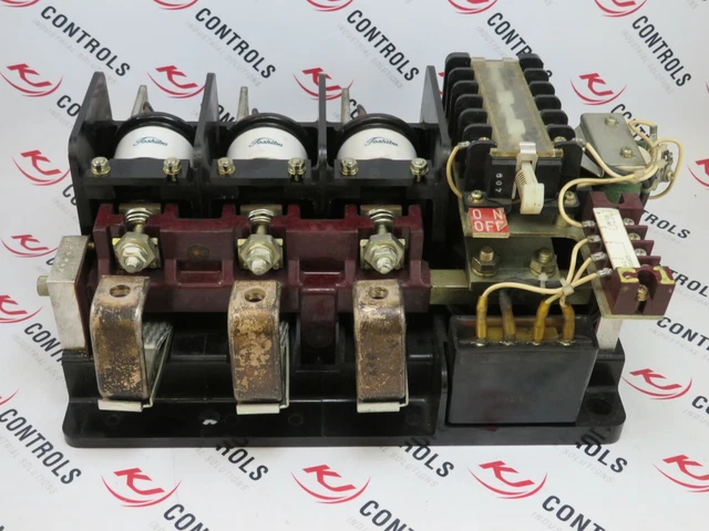 Toshiba CV211-HAT Vacuum Contactor 1.1/1.5KV 320A Toshiba CV211-HAT Vacuum Contactor 1.1/1.5KV 320A