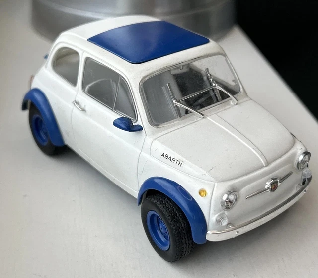 Tamiya - TAM-24173 - Fiat Abarth 695 SS brand new 1/24 plastic modelkit