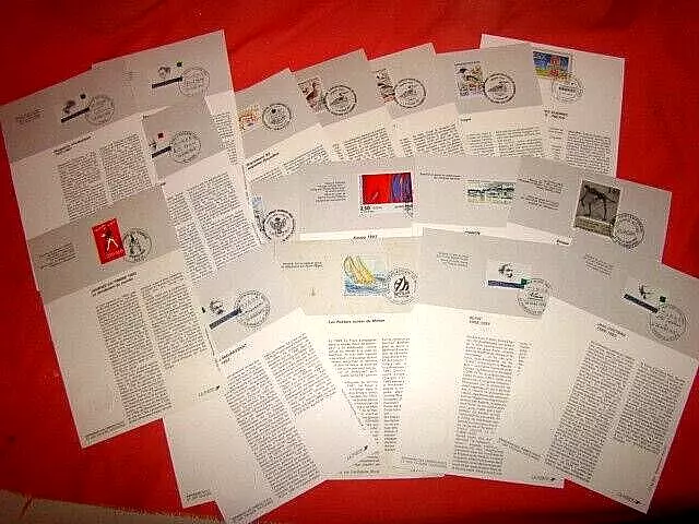 lot de 18 documents avec timbres postes Français 1èr jour ( année 1993 )