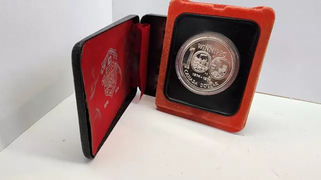 1974 Canada Silver Dollar - .500 - 36mm - Mintage 628,183 #76 US seller