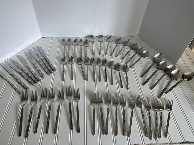 55 Pcs Oneida Community Madrid Some Black Accent Some Regular Stainless Flatware