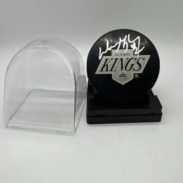 Wayne Gretzky LA Kings Hand Signed Puck Authentic Hockey Autograph. UDA Hologram