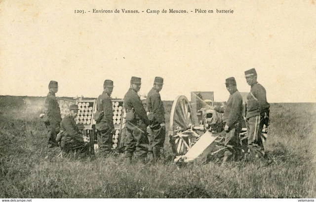 12717 cpa Militaire - Camp de Meucon - pièce en Batterie