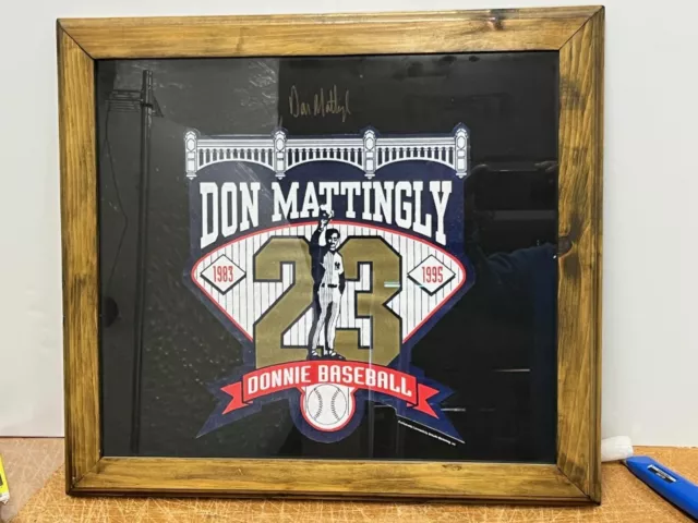 Don Mattingly NY Yankees Signed " Donnie Baseball" SGA Towel