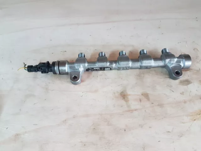 Bosch Diesel Common Rail Fuel Rail Assy for Hyundai i30 Touring 1.6L 31400-2A420