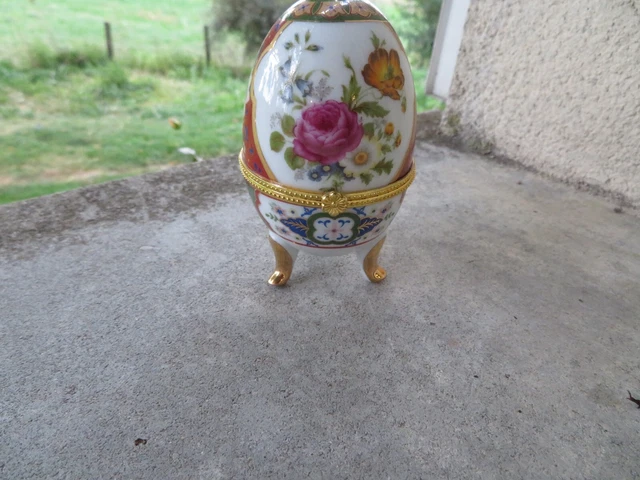 2 œufs En Porcelaine - Boîte à Bijoux Ou Décoration - Occasion - Sans Marque