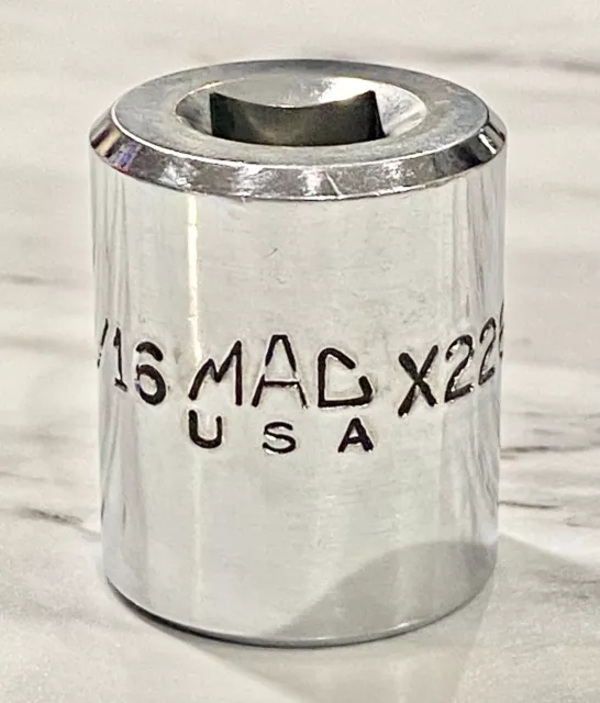 Mac Tools USA 3/8" Drive 11/16" SAE 6 Point Shallow Chrome Socket X226