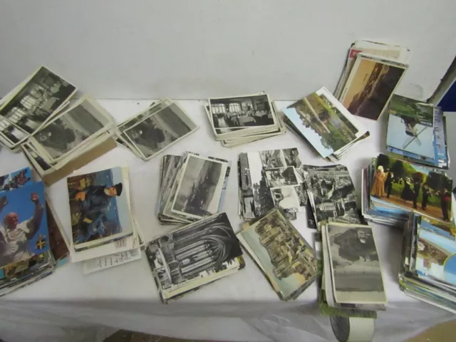gros lot de cartes postales ancienne moderne semi moderne divers a trier 5.9 kil