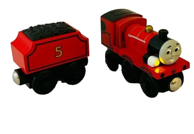 Lights & Sounds James - Thomas & Friends Tren de Madera Tren Motor de Madera NUEVO 2