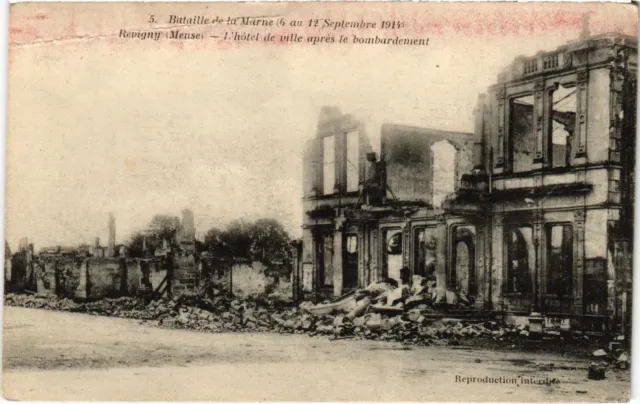 CPA Revigny - L'Hotel de Ville apres le Bombardement (1036772)