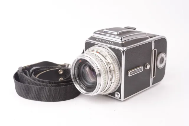 Camera Hasselblad 500 CM C/M With Planar T F/2,8 - 80mm #RU1409221