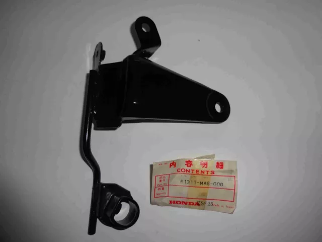 Honda CBX400 NC07 Halter, Scheinwerfer / Strebe / BRACKET,  61311-MA6-000