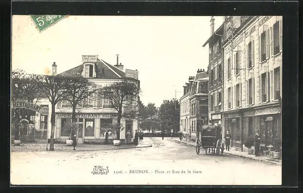 CPA Brunoy, Place et Rue de la Gare