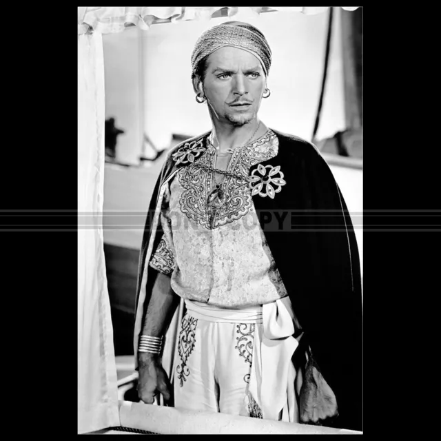 Photo F.004312 DOUGLAS FAIRBANKS JR. (SINBAD THE SAILOR)