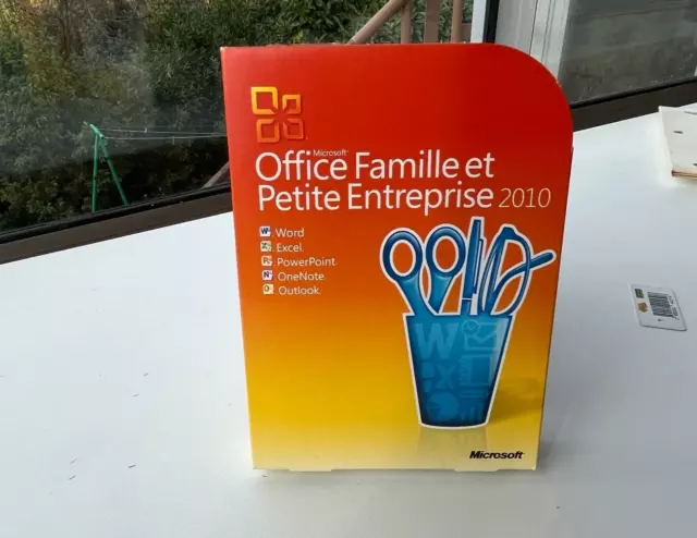 Microsoft Office 2010 - FAMILLE ET PETITE ENTREPRISE - BOITE - COMPLET - DVD