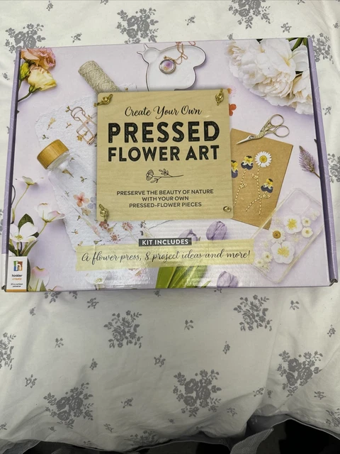 Hinkler Bastelbox: Naturschönheit mit gepressten Blumen bewahren