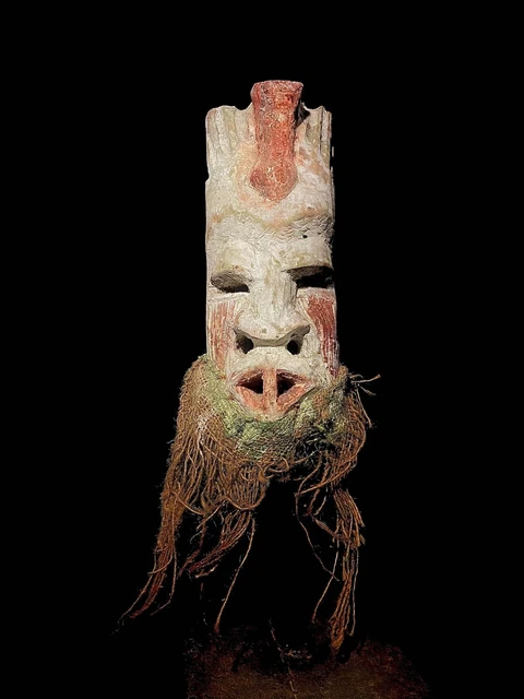 African Tribal Face Mask Wood Hand Carved Vintage Wall Hanging Bété / Guéré-4617