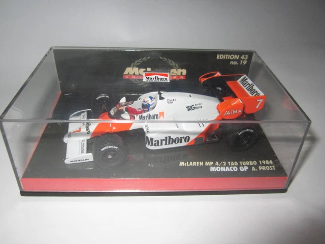 F1 MCLAREN TAG MP4/2B ALAIN PROST WC DE 1985 AU 1/18 SCALE