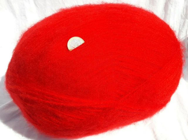 Großknäul ca. 500g (0,5 kg) weiches flauschiges rotes Strickgarn / Häkelgarn rot