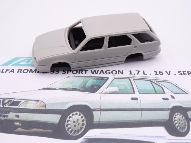 ALEZAN MODELS 1/43 – Alfa Romeo 146 1.8L Twin Spark 16V (1999) Gris – Kit Résine