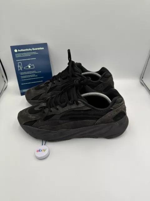Yeezy 300 deals vanta