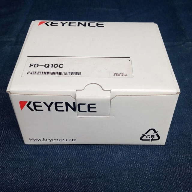 KEYENCE FD-Q10C Digital Flowmater Clamp-on Type Flow Sensor Control Systems JP