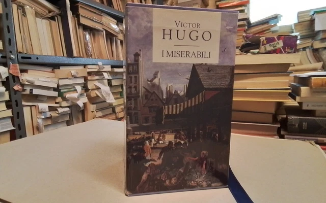 I Miserabili, Victor Hugo, Mondolibri, 1988, 3 voll in cofanetto, 23f26 I Miserabili, Victor Hugo, Mondolibri, 1988, 3 voll in cofanetto, 23f26
