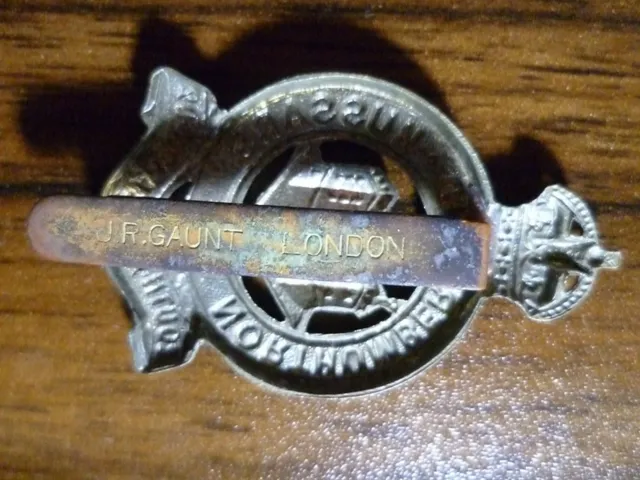 Northumberland Hussars Cap Badge KC White Metal Slider ANTIQUE Org 2