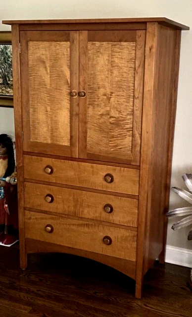 2002 Stickley Mission Collection Cherry & Curly Maple Harvey Ellis Armoire LOOK! 2002 Stickley Mission Collection Cherry & Curly Maple Harvey Ellis Armoire LOOK!