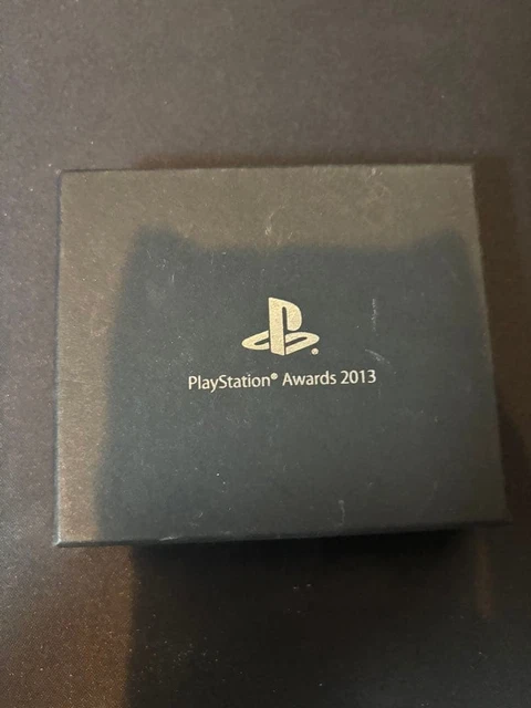 PLAYSTATION AWARDS 2013 PlayStation Console Pin Badge Set Not for