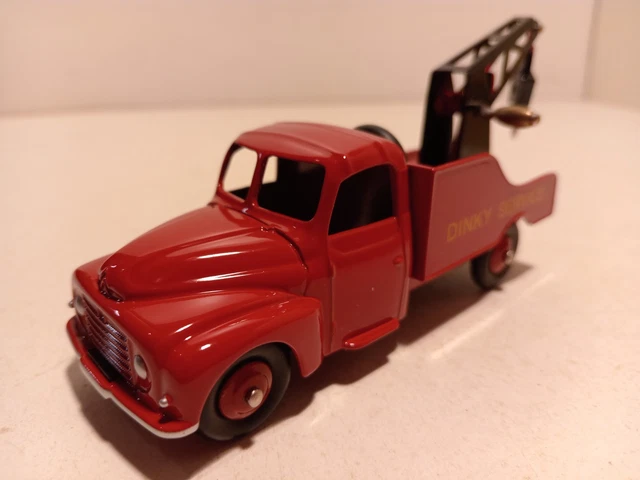 Dinky Toys - 1:43 - Citroën U23 dépannage. Référence 35A Dinky Toys - 1:43 - Citroën U23 dépannage. Référence 35A